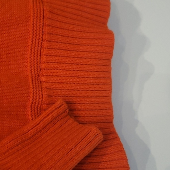 Ralph Lauren Women's Knit Sweater Pullover Gold clasp Women Small - Picture 5 of 13